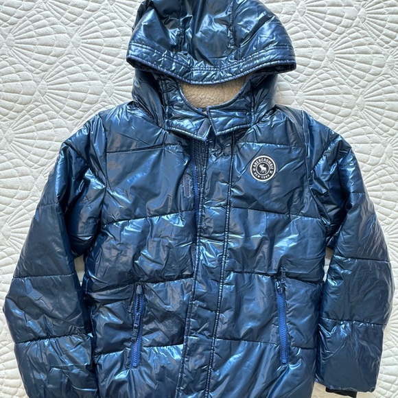 Abercrombie Kids Puffer Sherpa Lined Coat- Blue- Size 13/14 - Picture 1 of 17